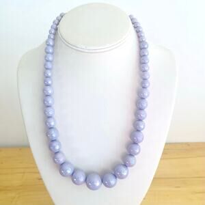 Vintage Iridescent Lavender Graduated Plastic Beaded Necklace Bead Retro